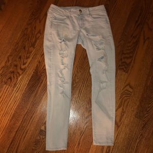 american eagle ripped jeans